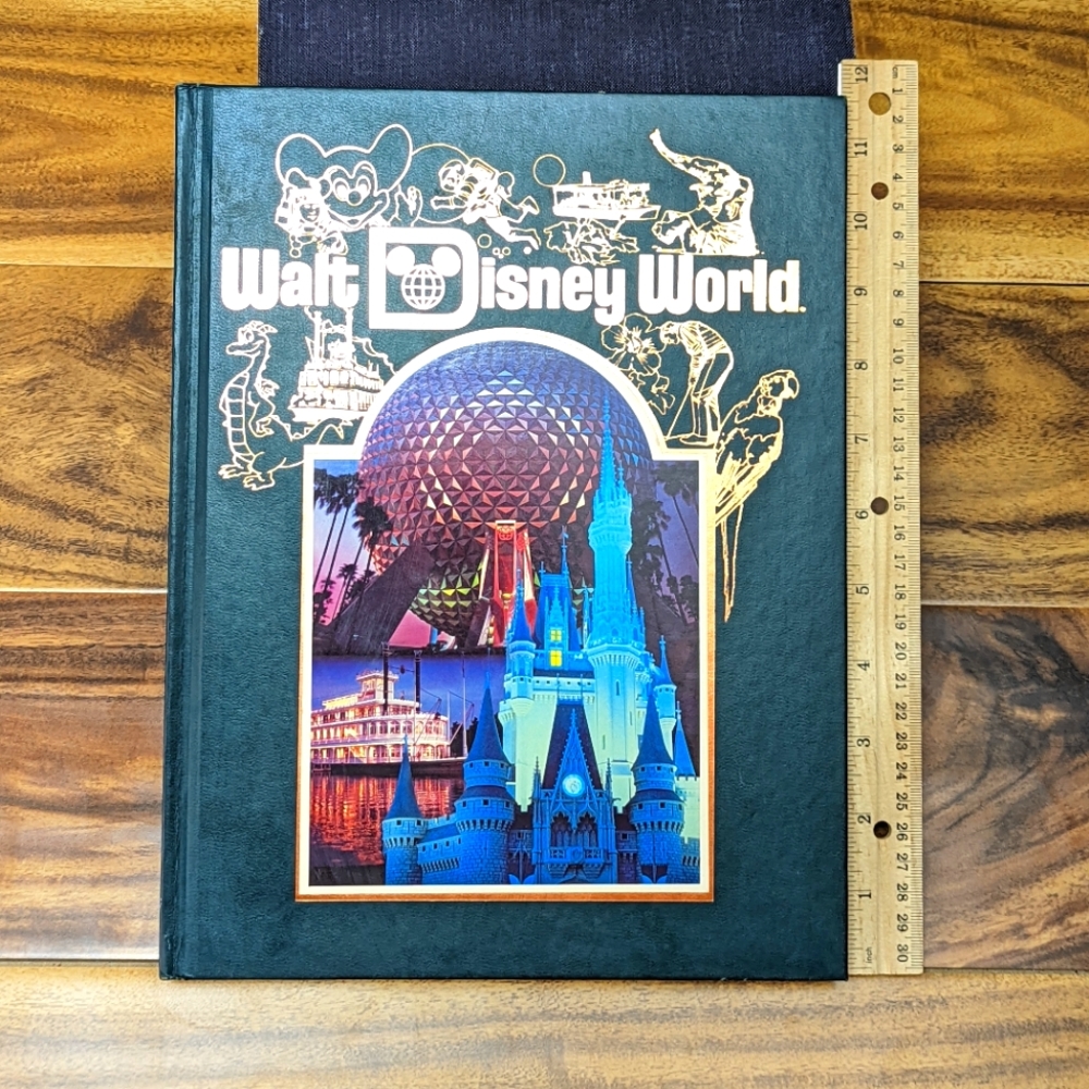 Walt Disney World book Vintage Rare 1986 Edition